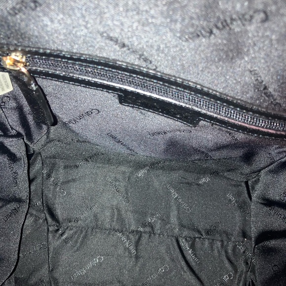 Black and White Calvin Klein Purse Bag - Picture 5 of 7